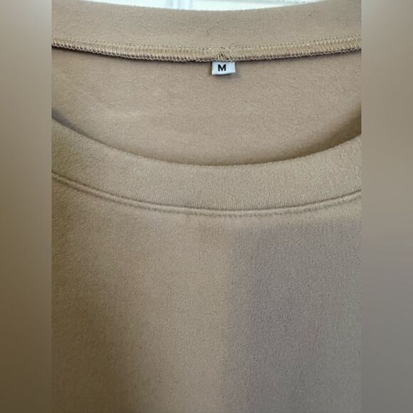 Women's beige sweatshirt in size M - Picture 3 of 4
